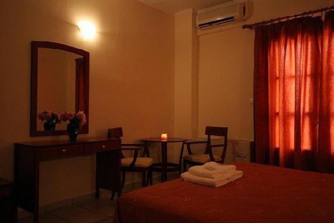 Imagen de la habitación del Hotel Pramataris. Foto 13