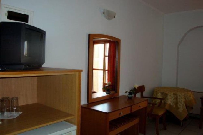 Imagen de la habitación del Hotel Pramataris. Foto 15