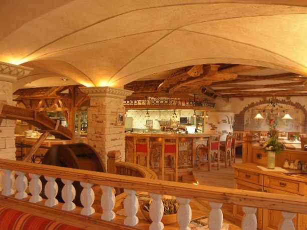 Imagen del bar/restaurante del Hotel Pramstraller. Foto 13