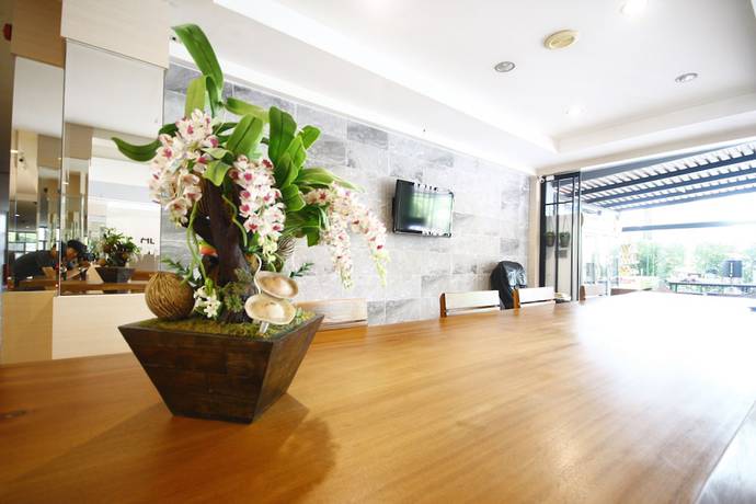 Imagen de los interiores del Hotel Pramsuk Hotel. Foto 17