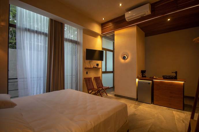 Imagen de la habitación del Hotel Prana Boutique. Foto 19