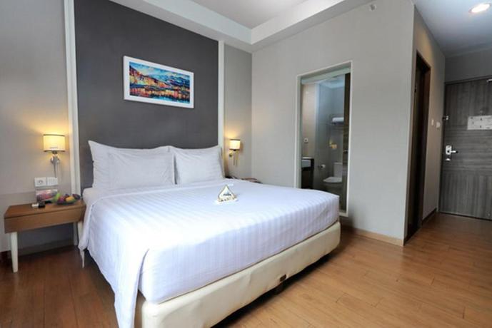Imagen de la habitación del Hotel Pranaya Suites BSD City. Foto 6
