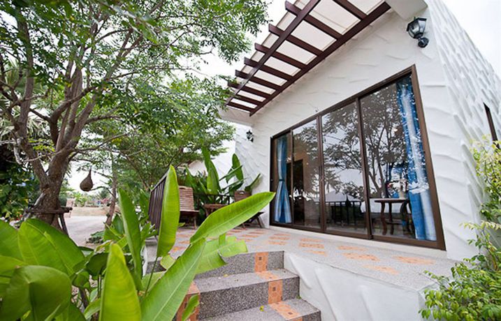 Imagen de los exteriores del Hotel Pranburi Cabana Resort. Foto 16