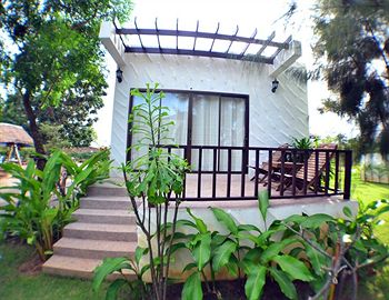 Imagen de la habitación del Hotel Pranburi Cabana Resort. Foto 12