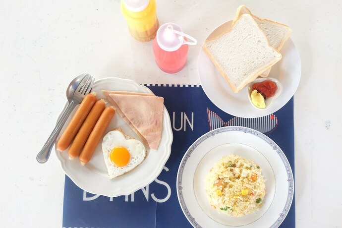 Imagen del bar/restaurante del Hotel Pranburi Delight Resort. Foto 21