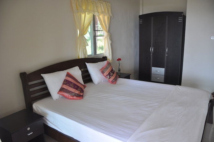 Imagen de la habitación del Hotel Pranee Beach Bungalows. Foto 7