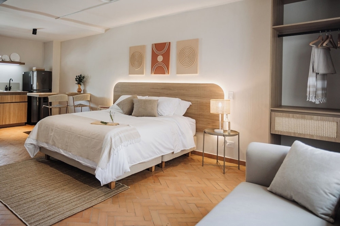 Imagen de la habitación del Hotel Pranik Living Co-mmunity. Foto 4