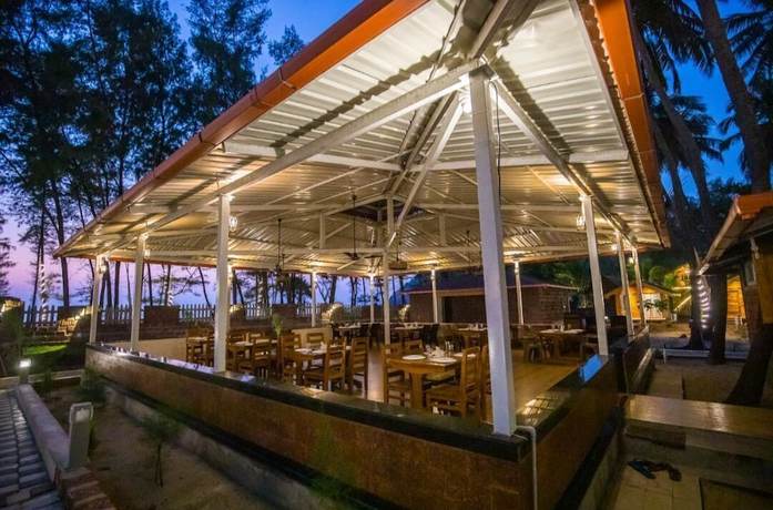 Imagen del bar/restaurante del Hotel Prarthana Beach Stay. Foto 11