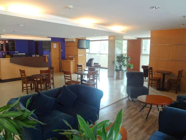 Imagen del bar/restaurante del Hotel Prasada Mansion Sudirman. Foto 5