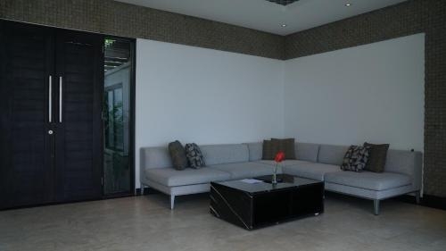 Imagen general del Hotel Prasana Villas by Arjani Resorts. Foto 1