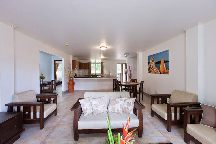 Imagen de los interiores del Hotel Praslin Holiday Home. Foto 13