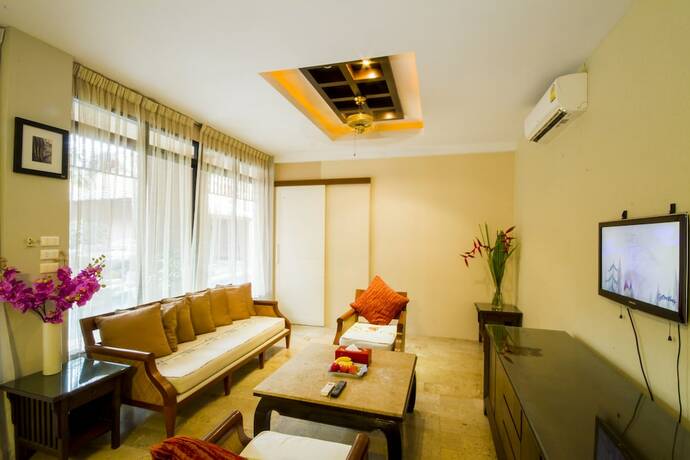 Imagen general del Hotel Pratamnak Villa. Foto 10