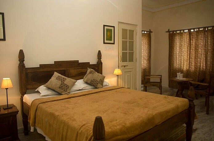 Imagen de la habitación del Hotel Pratap Bhawan. Foto 27