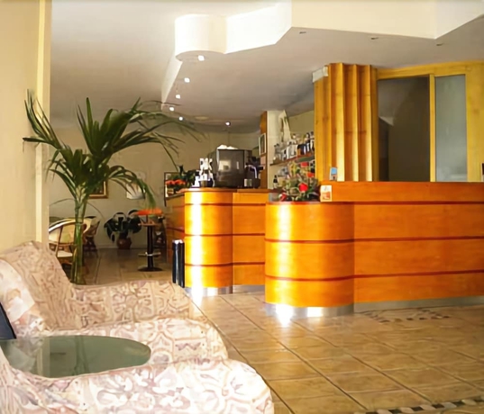 Imagen de los interiores del Hotel Prater. Foto 16