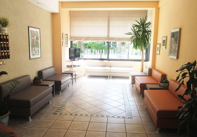 Imagen de los interiores del Hotel Prater. Foto 17