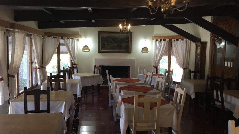 Imagen del bar/restaurante del Hotel Prater, VILLA GENERAL BELGRANO. Foto 2