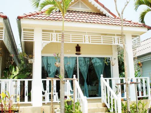 Imagen de la habitación del Hotel Prathana Garden Beach Resort. Foto 2