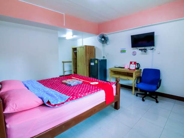 Imagen de la habitación del Hotel Prathomporn Fancy House. Foto 12
