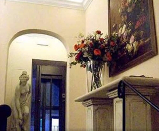 Imagen de los interiores del Hotel Prati. Foto 19