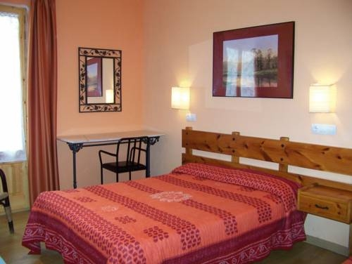 Imagen de la habitación del Hotel Prats. Foto 10