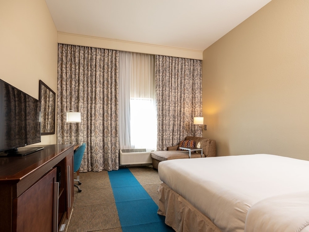 Imagen de la habitación del Hotel Pratt Inn and Suites. Foto 8