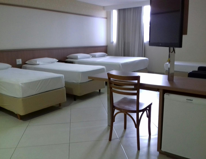 Imagen general del Hotel Pratti. Foto 12