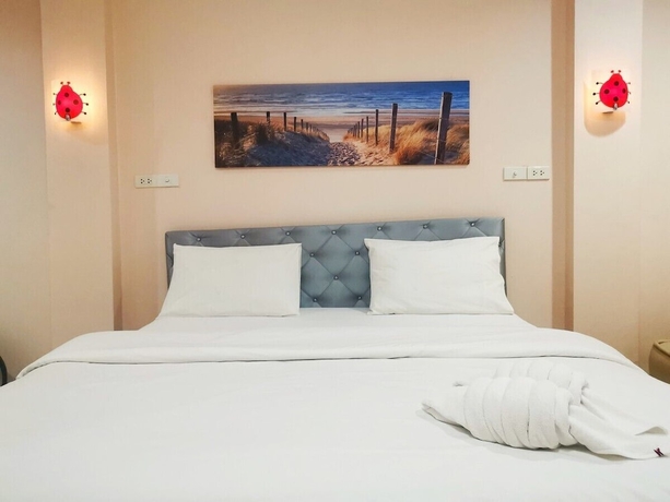 Imagen de la habitación del Hotel Pratubjai. Foto 9