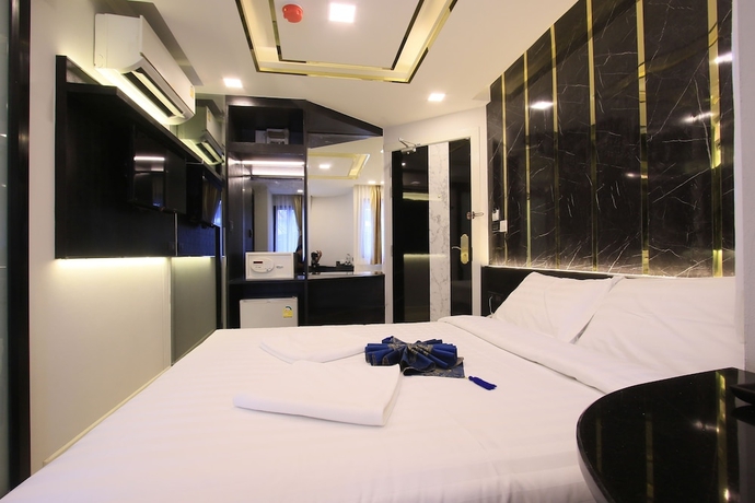 Imagen de la habitación del Hotel Pratunam Atrium. Foto 9