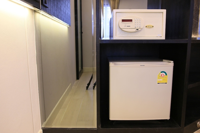 Imagen de la habitación del Hotel Pratunam Atrium. Foto 16