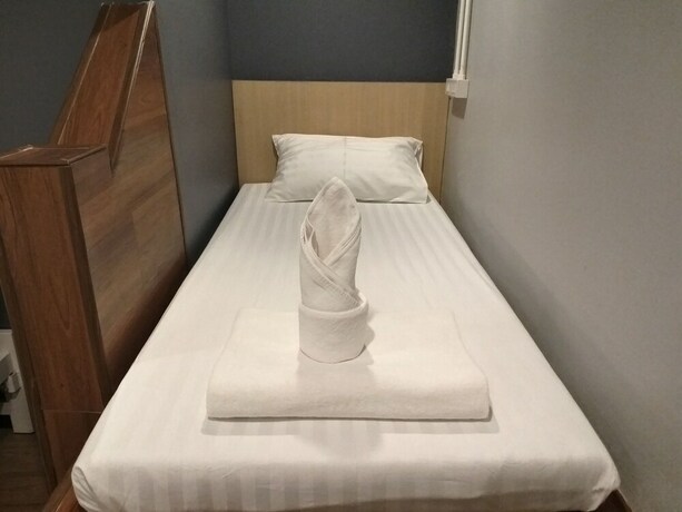 Imagen de la habitación del Hotel Pratunam Family House. Foto 2