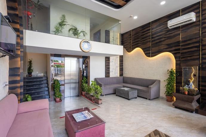 Imagen de los interiores del Hotel Pravasa Stay, Dewas Naka. Foto 10