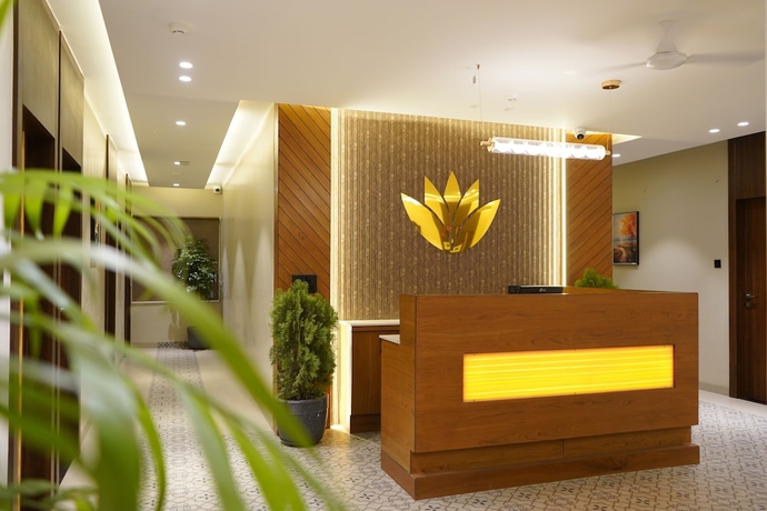 Imagen de los interiores del Hotel Pravasa Stay Near Luv Kush Square. Foto 11
