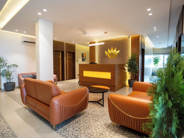 Imagen de los interiores del Hotel Pravasa Stay Near Luv Kush Square. Foto 13