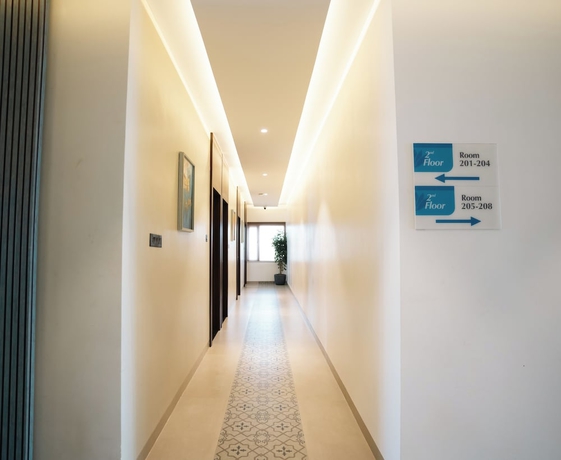 Imagen de los interiores del Hotel Pravasa Stay Near Luv Kush Square. Foto 15