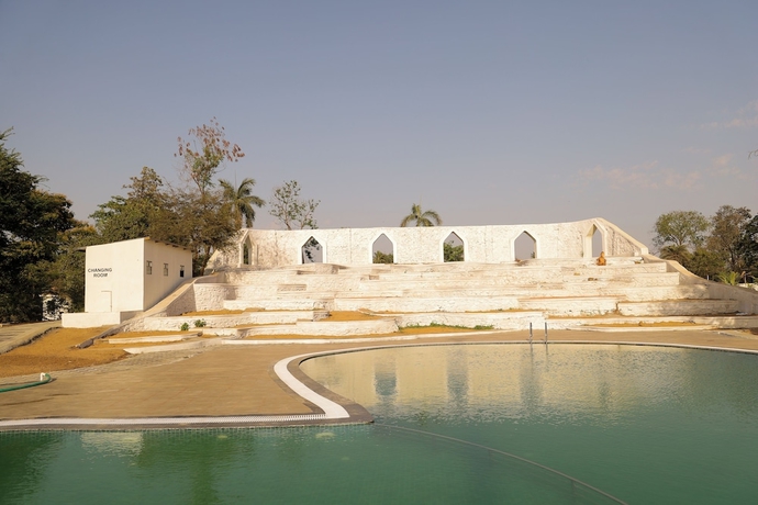 Imagen de la piscina del Hotel Praveg Rezort Kachigam. Foto 16