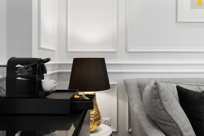 Imagen de la habitación del Hotel Praxitelous Luxury Suites. Foto 11