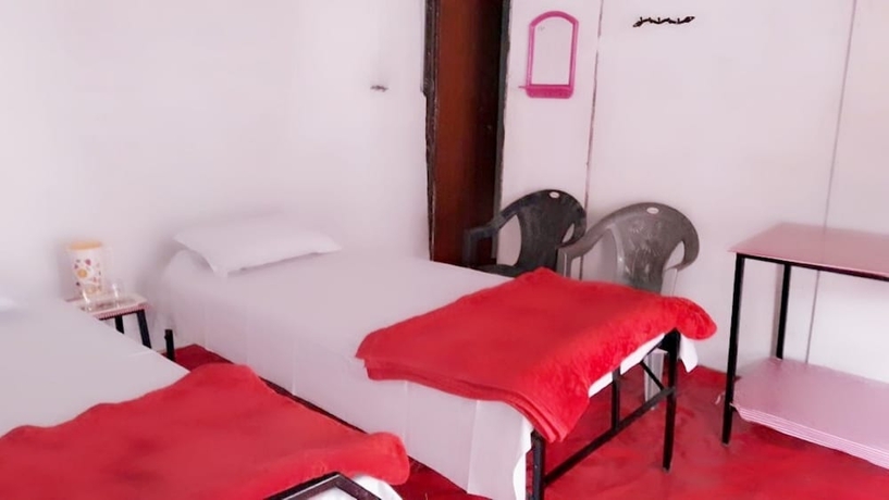 Imagen de la habitación del Hotel Prayag Divine Kumbh Camp - Hostel. Foto 11