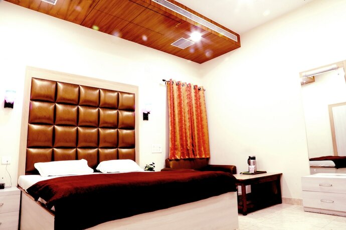 Imagen general del Hotel Prayag. Foto 4