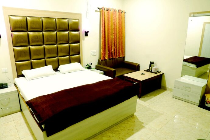 Imagen general del Hotel Prayag. Foto 12