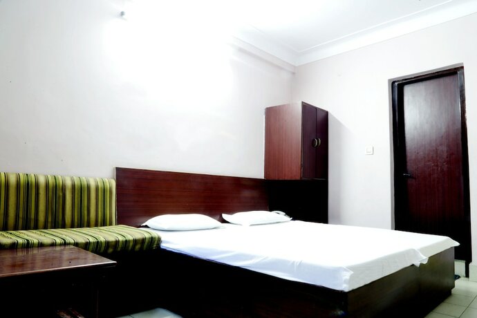 Imagen de la habitación del Hotel Prayag. Foto 20