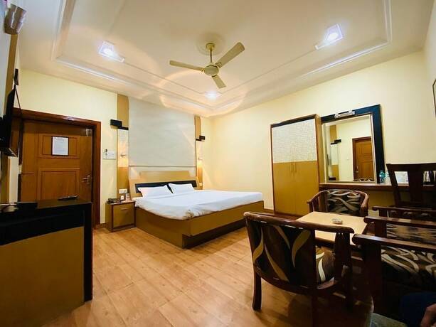 Imagen de la habitación del Hotel Prayag Inn. Foto 19