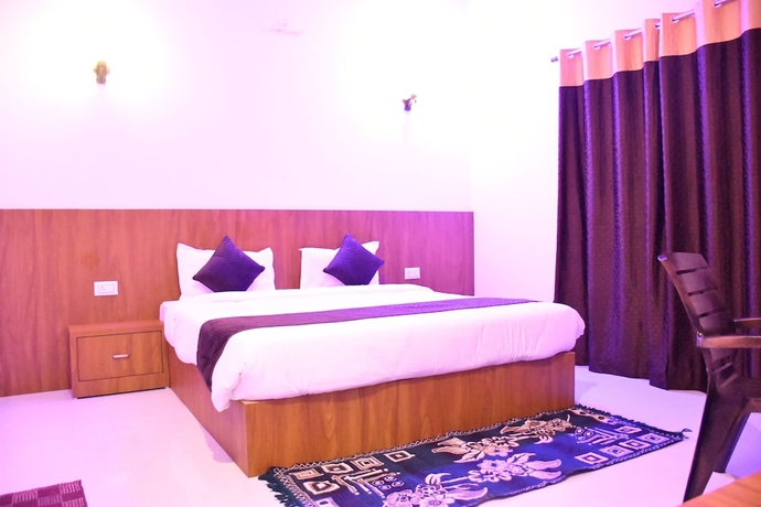 Imagen de la habitación del Hotel Prayagraj. Foto 5