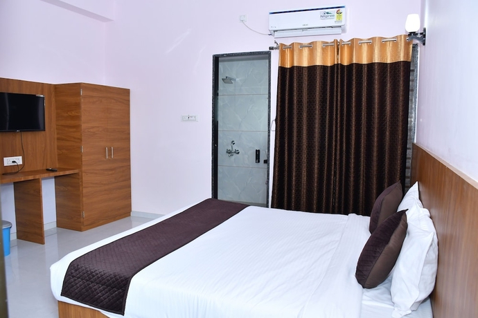 Imagen de la habitación del Hotel Prayagraj. Foto 6