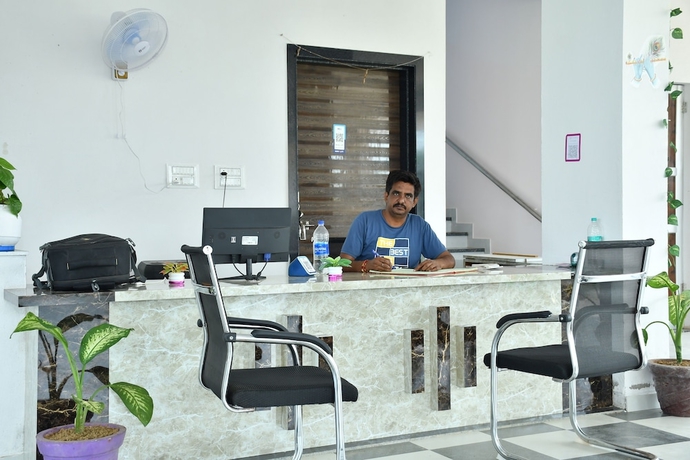 Imagen de los interiores del Hotel Prayagraj. Foto 15
