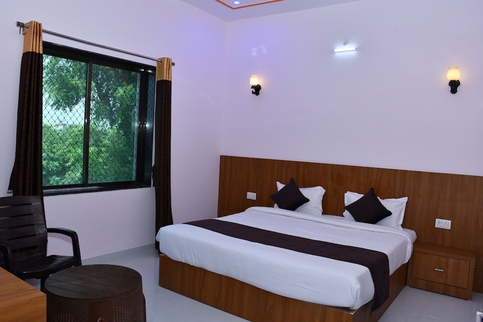 Imagen de la habitación del Hotel Prayagraj. Foto 10