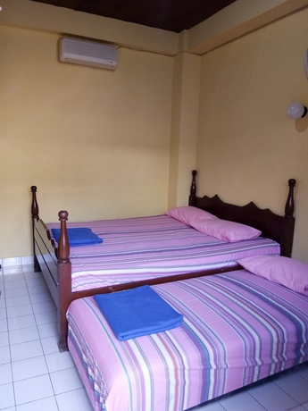 Imagen de la habitación del Hotel Prayogolama Guest House. Foto 5