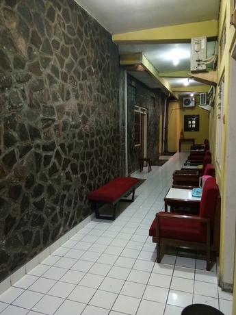 Imagen de la habitación del Hotel Prayogolama Guest House. Foto 18