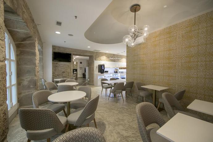 Imagen de los interiores del Hotel Praza Quintana. Foto 13