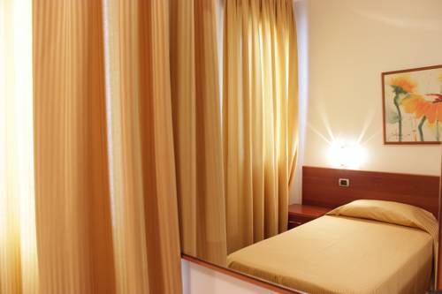 Imagen de la habitación del Hotel Prealpi. Foto 4