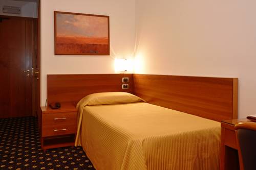 Imagen de la habitación del Hotel Prealpi. Foto 6